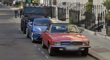 Ferrari Roma et Mercedes-Benz SL sur Google Street View