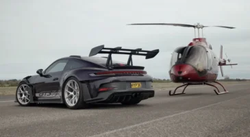 Porsche 911 GT3 RS et un h&eacute;licopt&egrave;re Bell 505