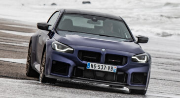BMW M2 CS au bord de mer&nbsp;