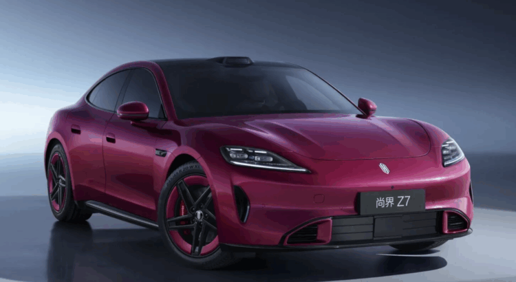 SAIC Z7 : la Porsche Taycan chinoise coûte 100.000 dollars de moins que la vraie... pour les mêmes performances