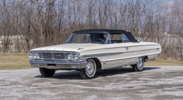 Ford Galaxie 500XL R-code