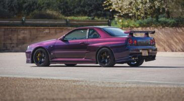 Nissan Skyline GT-R R34 Midnight Purple de 1999
