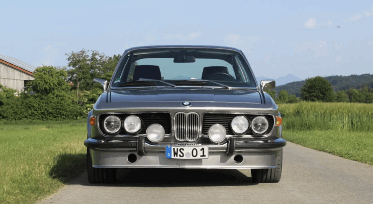 Cette BMW 3.0 CSL cache en fait une mécanique de M5 E39 sous le capot