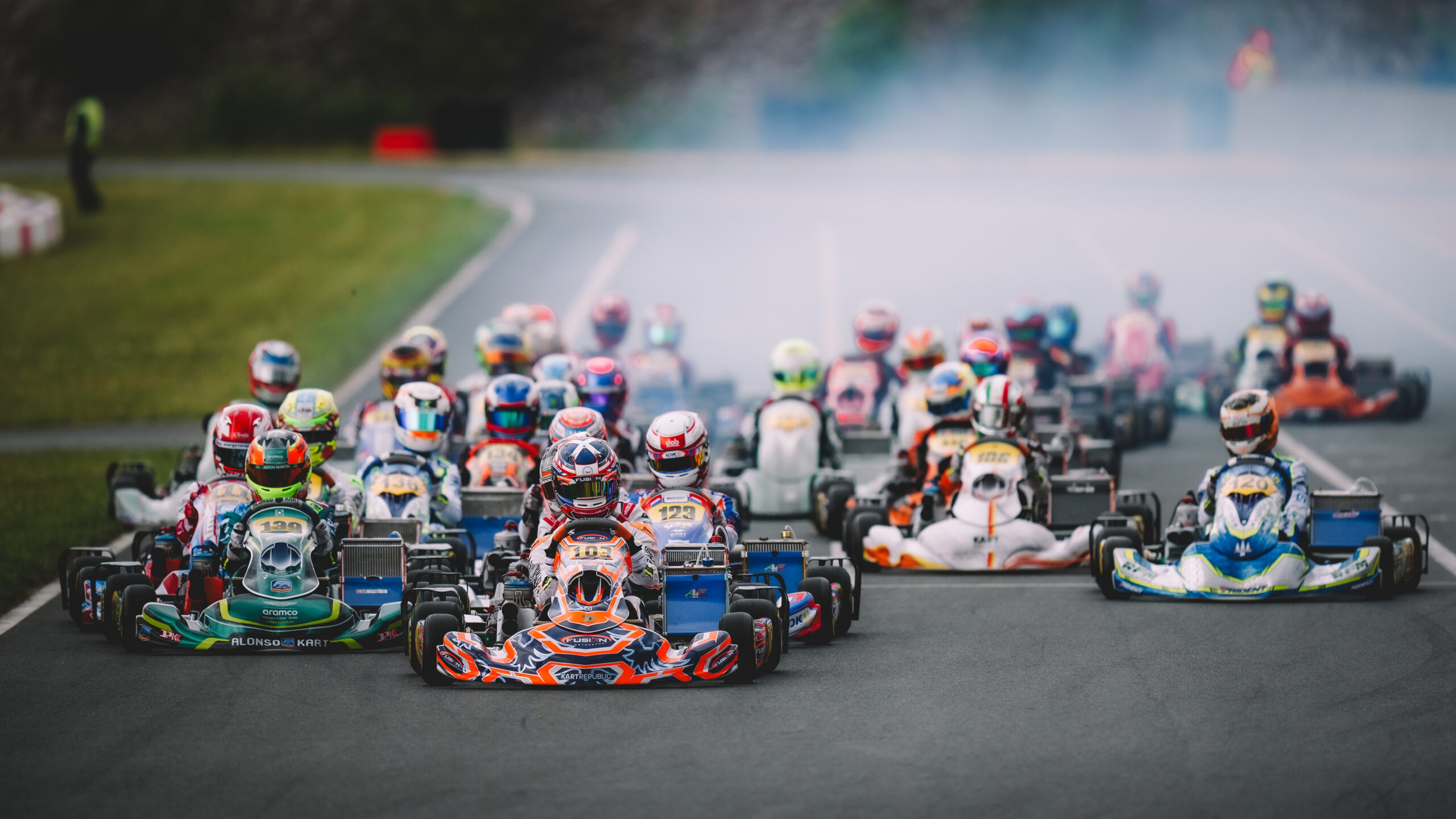 Champ. d'Europe FIA Karting : la course au titre Senior relancée en ...