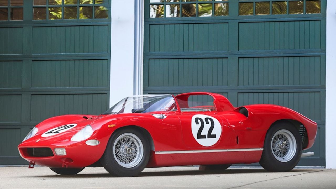 De 100 000 à près de 18 millions d'euros : l'incroyable destin de cette Ferrari 250 P qui a fait changer d'avis Enzo Ferrari