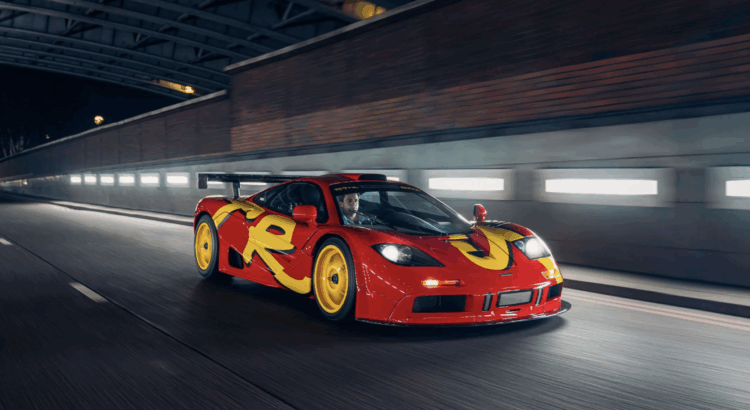 Cette McLaren F1 accidentée appartenait à une star du rock... et elle est à vendre !