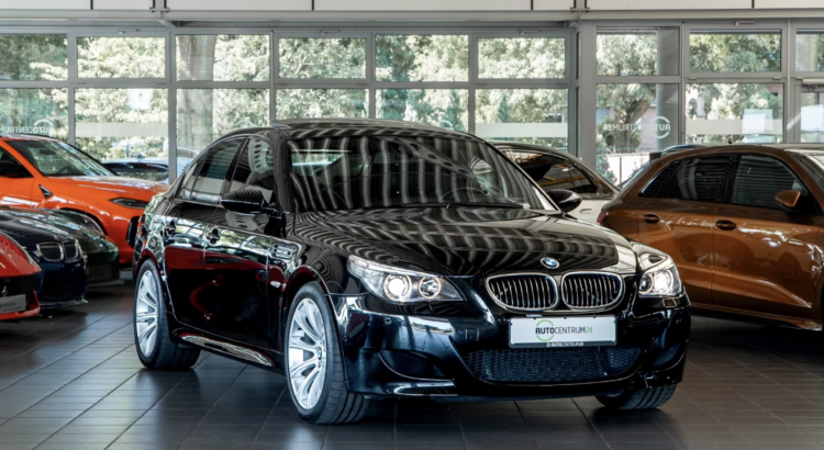 Qui veut acheter cette BMW M5 à moteur de F1 pour moins de 50.000 euros ?
