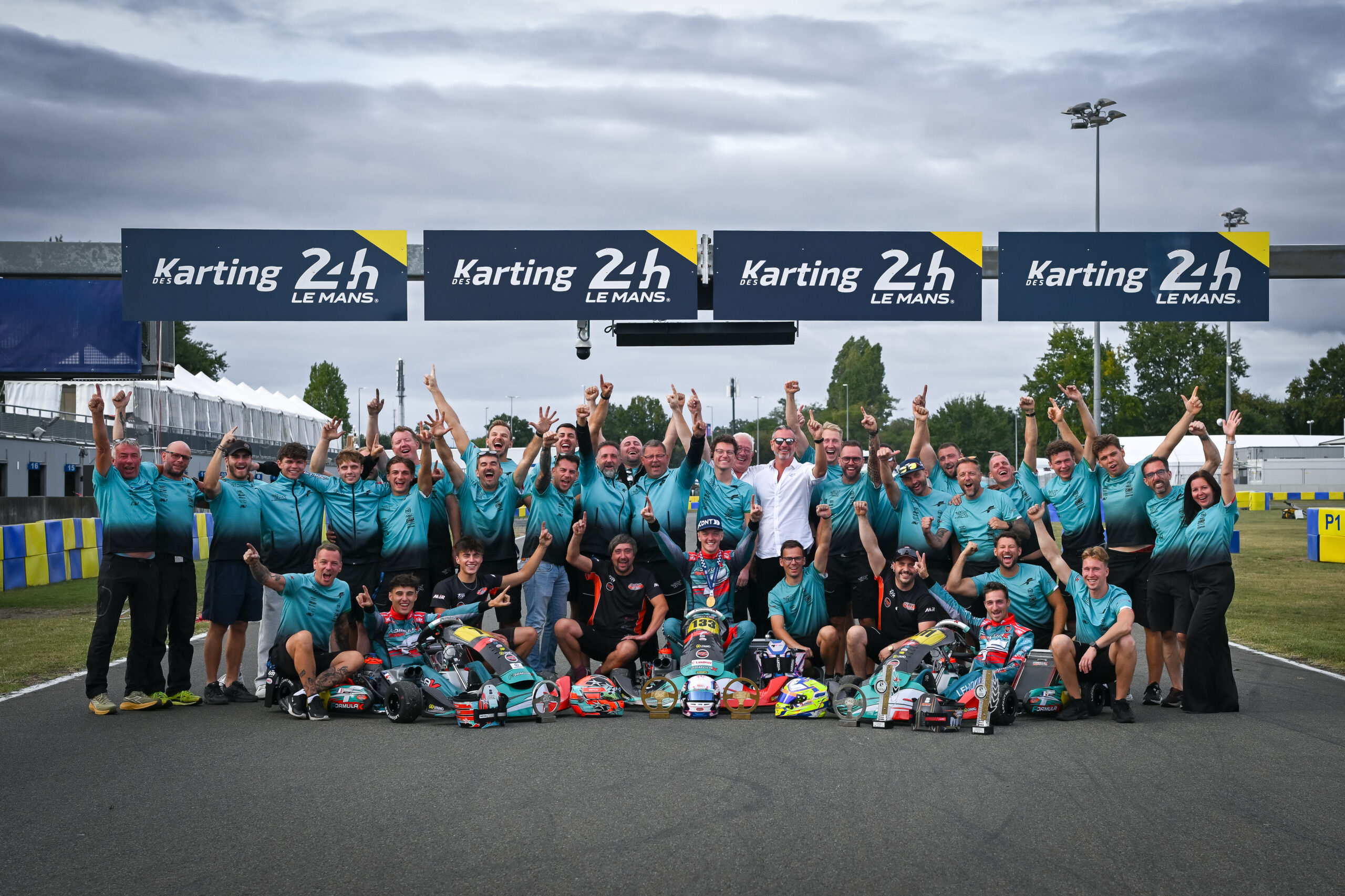Mondial FIA Karting 2026 : double podium tricolore à domicile, Formula K au sommet du KZ2 !