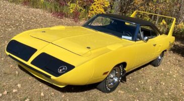 Plymouth Superbird Hemi